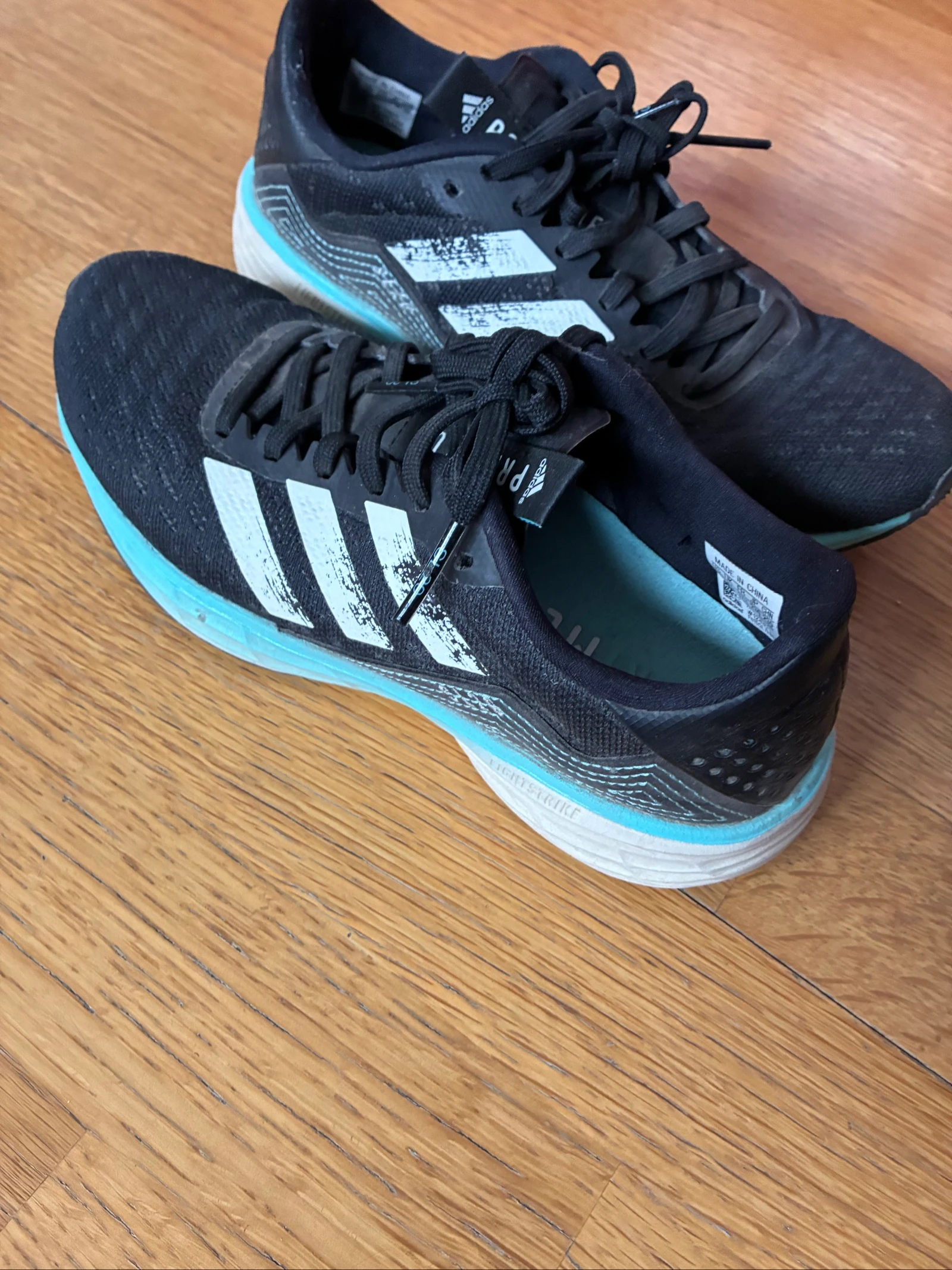 Women's Adidas Running Shoes – photo 3